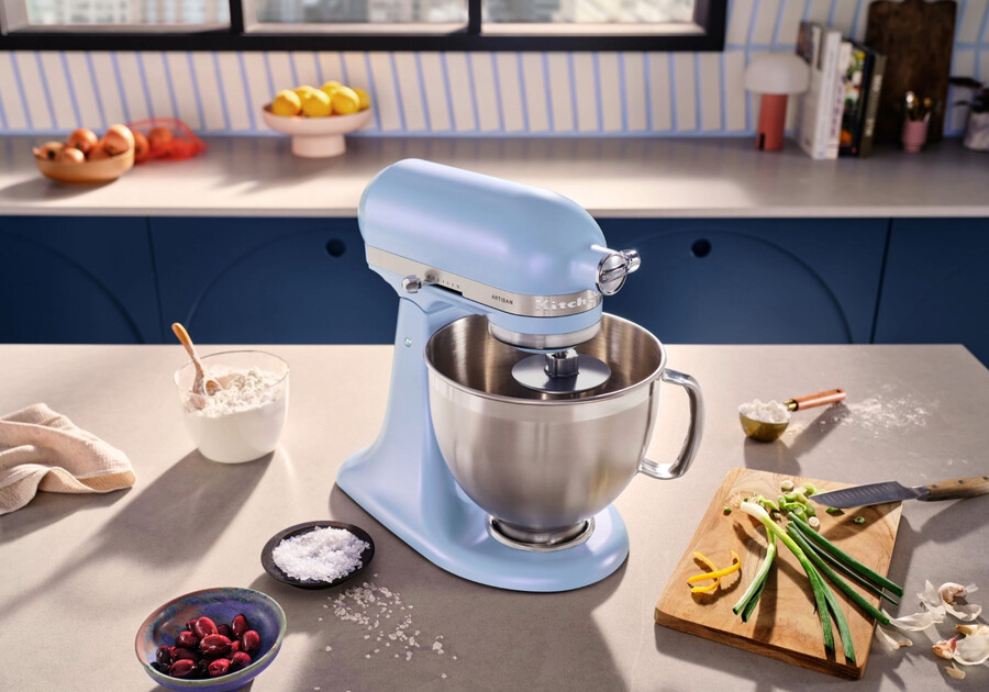 batidora de pedestal artisan con cabezal inclinable - sal azul ksm195